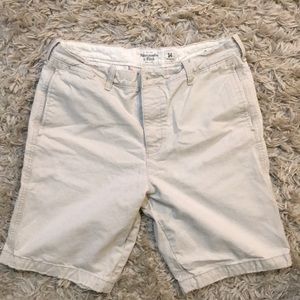 Abercrombie & Fitch Shorts - Size 34